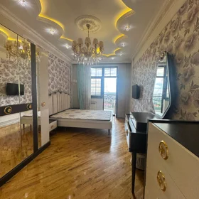 In Baku 72.0 m² apartment is for rent - Image 9