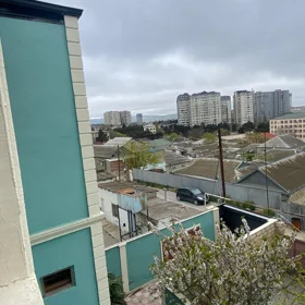 In Baku 250.0 m² house with 6.0 rooms is for sale - Image 9