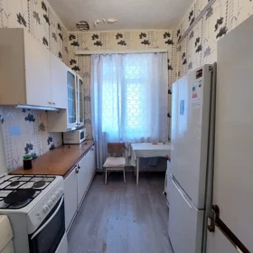 In Baku 65.0 m² apartment is for sale - Image 2