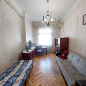 In Baku 65.0 m² apartment is for sale - Image 4