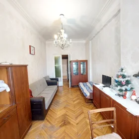 In Baku 65.0 m² apartment is for sale - Image 5