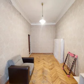 In Baku 65.0 m² apartment is for sale - Image 9