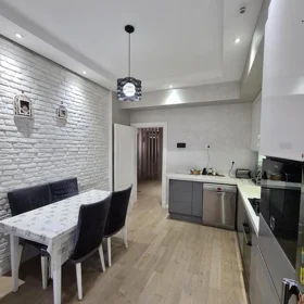 In Xətai rayonu 120.0 m² apartment is for sale - Image 2