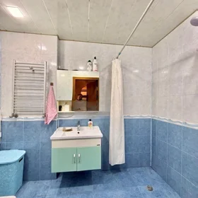 In Baku 50.0 m² apartment is for sale - Image 10