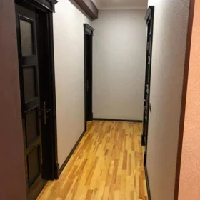 In Baku 110.0 m² apartment is for sale - Image 6