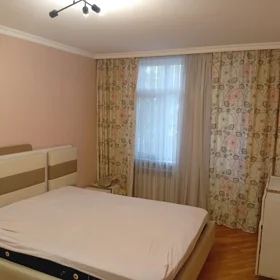 In Baku 70.0 m² apartment is for rent - Image 5