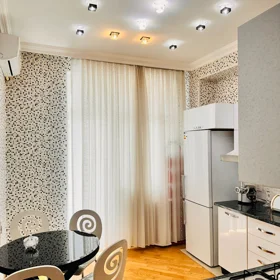 In Baku 60.0 m² apartment is for rent - Image 3