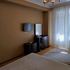 In Baku 70.0 m² apartment is for rent - Image 9