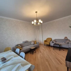 In Baku 107.0 m² apartment is for sale - Image 5
