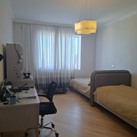 In Baku 107.0 m² apartment is for sale - Image 10