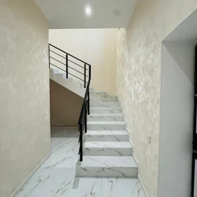 In Baku 240.0 m² house with 6.0 rooms is for sale - Image 7