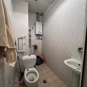 In Baku 40.0 m² apartment is for sale - Image 4