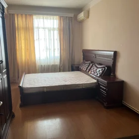 In Baku 130.0 m² apartment is for rent - Image 5