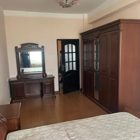 In Baku 130.0 m² apartment is for rent - Image 6