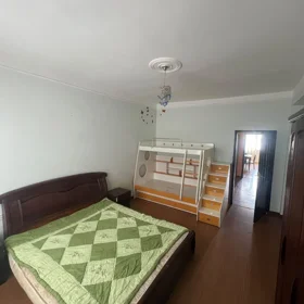 In Baku 130.0 m² apartment is for rent - Image 7