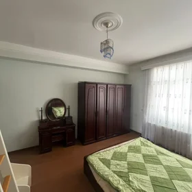 In Baku 130.0 m² apartment is for rent - Image 8