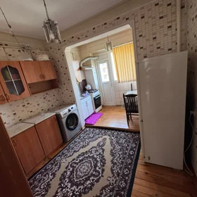 In Baku 60.0 m² apartment is for rent - Image 5