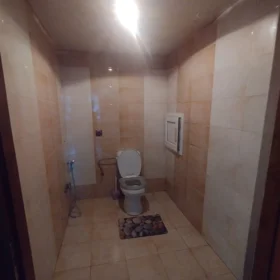 In Baku 110.0 m² apartment is for sale - Image 2