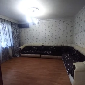 In Baku 110.0 m² apartment is for sale - Image 3