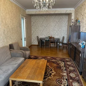 In Baku 116.0 m² apartment is for sale - Image 3