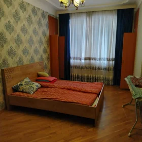 In Baku 135.0 m² apartment is for rent - Image 6