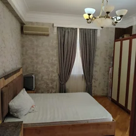 In Baku 135.0 m² apartment is for rent - Image 7