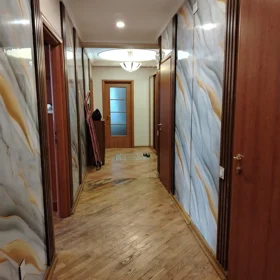 In Baku 135.0 m² apartment is for rent - Image 10