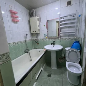 In Baku 45.0 m² apartment is for rent - Image 9