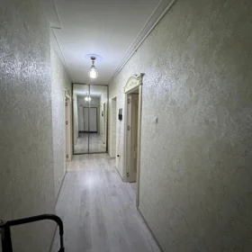 In Baku 85.0 m² apartment is for sale - Image 2
