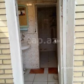 In Nakhchivan 123.0 m² house with 4.0 rooms is for sale - Image 2