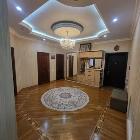 In Baku 115.0 m² apartment is for sale - Image 2