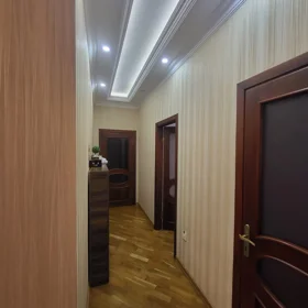 In Baku 115.0 m² apartment is for sale - Image 8