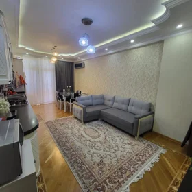 In Baku 115.0 m² apartment is for sale - Image 10