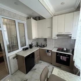 In Baku 72.0 m² apartment is for sale - Image 4
