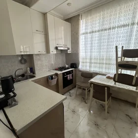 In Baku 72.0 m² apartment is for sale - Image 5