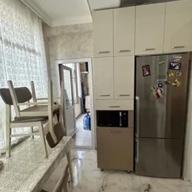 In Baku 72.0 m² apartment is for sale - Image 7