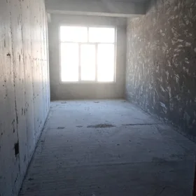 In Baku 178.0 m² apartment is for sale - Image 2