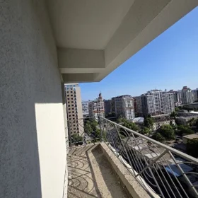 In Baku 125.0 m² apartment is for sale - Image 4