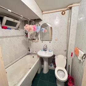 In Baku 65.0 m² apartment is for sale - Image 8