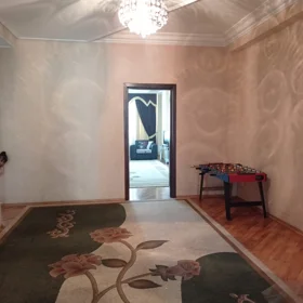 In Baku 140.0 m² apartment is for sale - Image 7