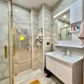 In Baku 67.0 m² apartment is for rent - Image 2