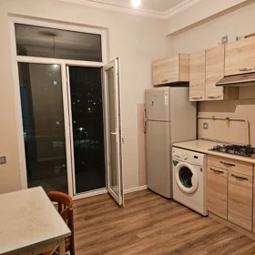 In Baku 90.0 m² apartment is for rent - Image 9