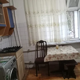 In Baku 90.0 m² apartment is for rent - Image 5