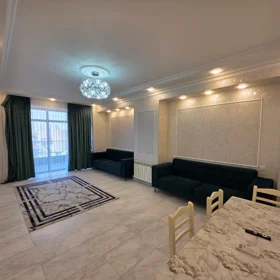 In Baku 145.0 m² apartment is for rent - Image 3