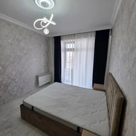 In Baku 145.0 m² apartment is for rent - Image 8