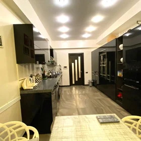 In Baku 147.0 m² apartment is for sale - Image 6