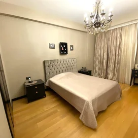 In Baku 147.0 m² apartment is for sale - Image 7
