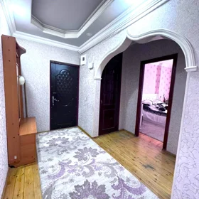 In Baku 70.0 m² apartment is for sale - Image 2