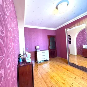 In Baku 70.0 m² apartment is for sale - Image 7