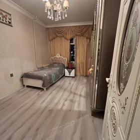 In Baku 102.0 m² apartment is for sale - Image 10